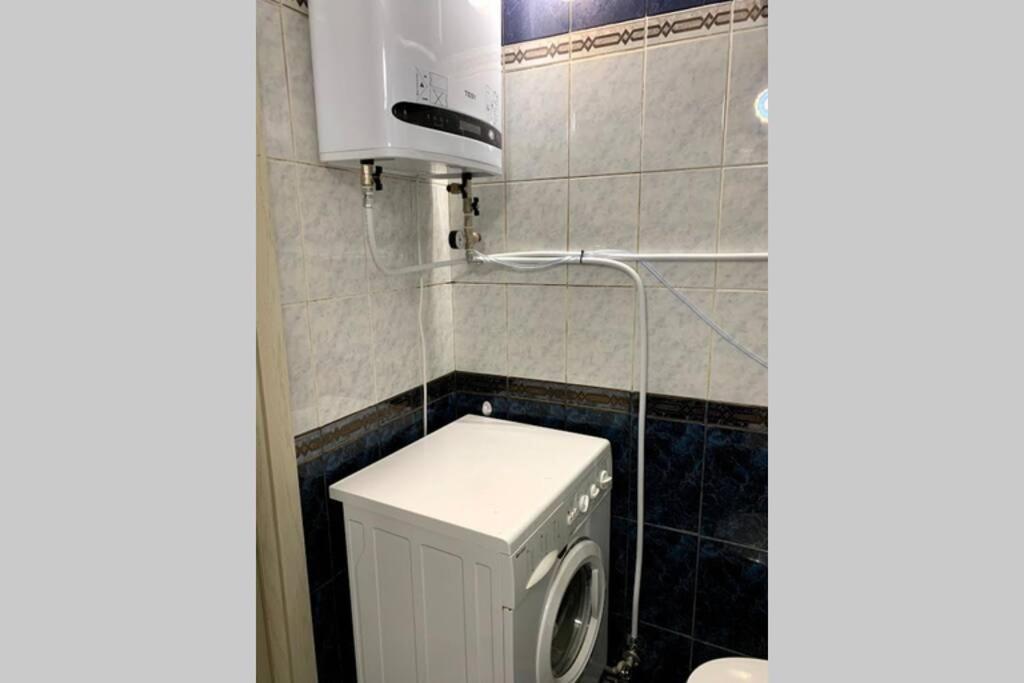 Уютные Апартаменты Недалеко От Вокзала Kiew Exterior foto